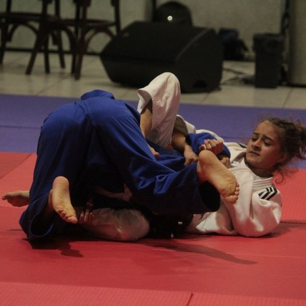 Abren con Bronce judocas en la olimpiada