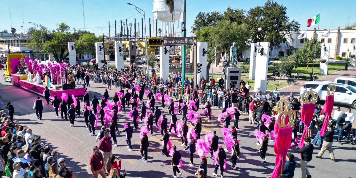 Celebran el 114 Aniversario de la Revolución Mexicana con uno de los desfiles más numerosos