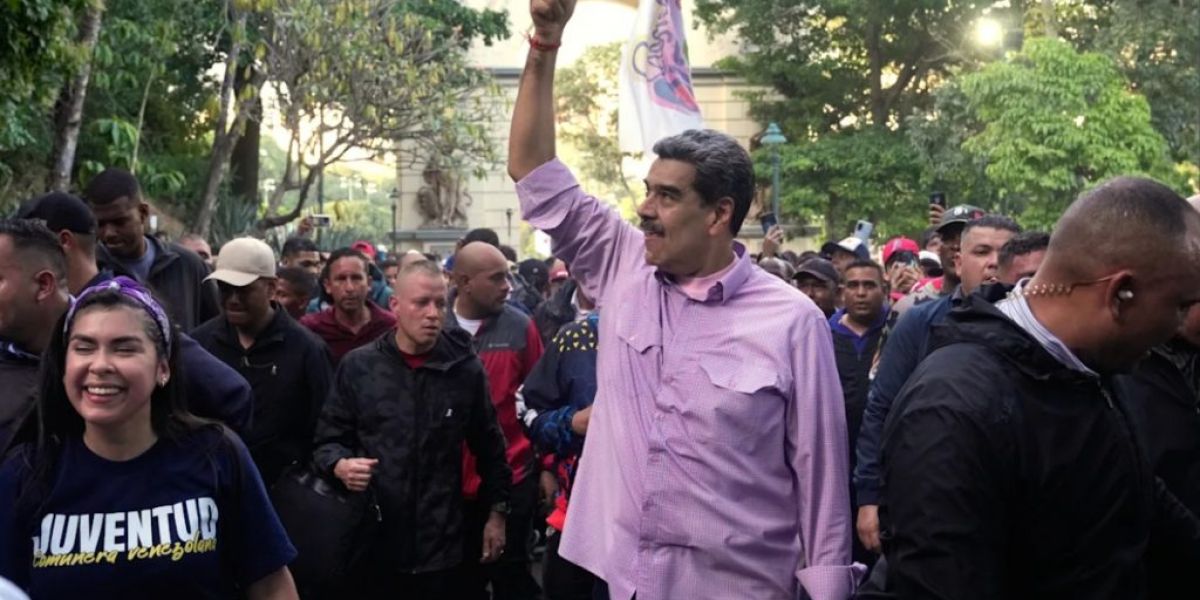 Maduro acusa a redes sociales de impulsar “guerra psicológica” contra Venezuela