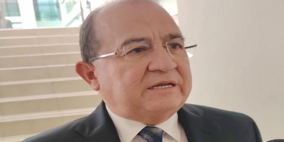 Entre carencias y reclamos, diputado asegura que IMSS-Bienestar supera al Seguro Popular