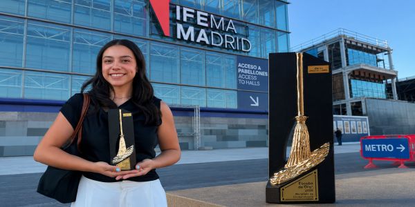 Recibe gobierno de Victoria premio Escoba de Oro 2026 en España