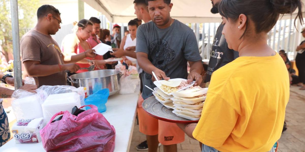 Brinda gobierno municipal apoyo humanitario a caravana de migrantes