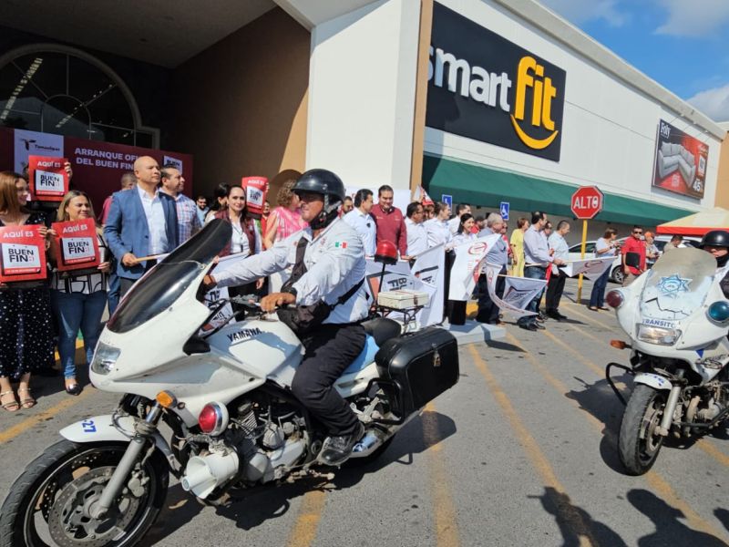 Preparan proyecto para equipar a los agentes de tránsito