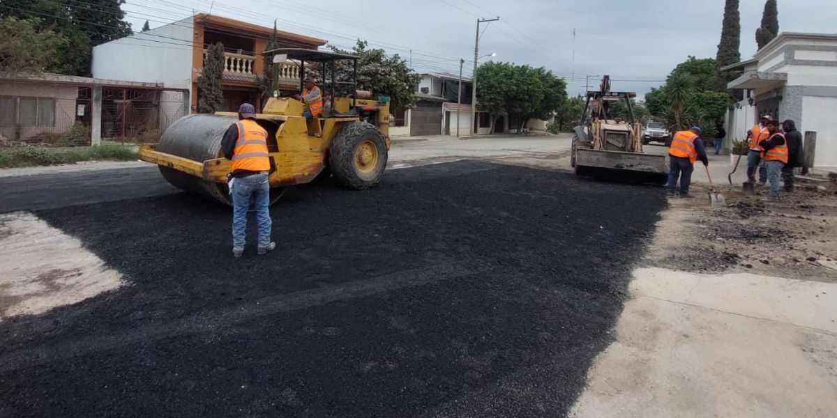 Mejora Municipio más de 17 mil metros cuadrados de calles