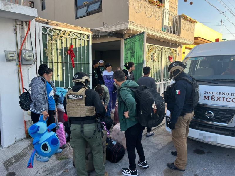 Rescatan a 24 migrantes víctimas de secuestro en Tamaulipas