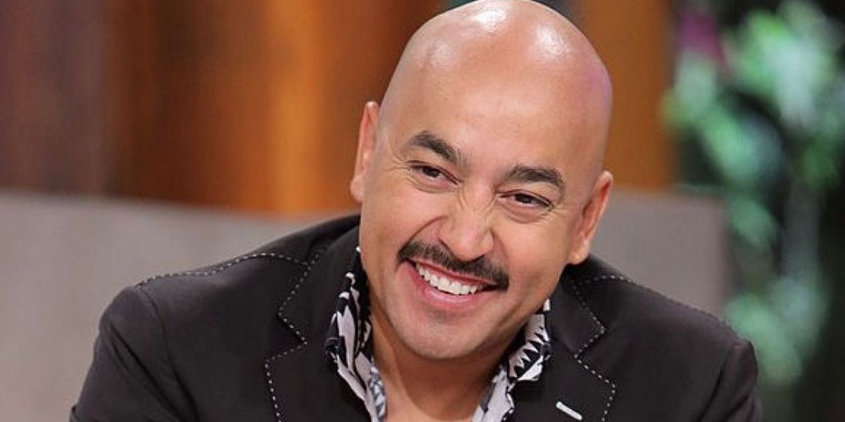 Lupillo Rivera es hospitalizado de emergencia