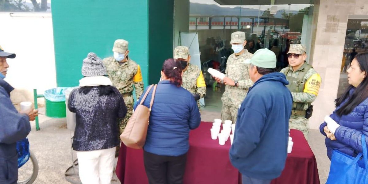 Café militar para el frío: SEDENA apapacha a Ciudad Victoria