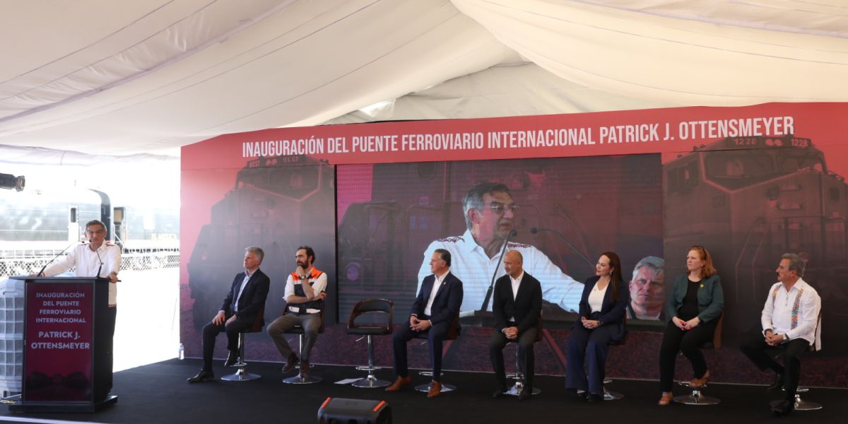 Inauguran Gobernador Américo Villarreal y Alcaldesa Carmen Lilia segundo puente ferroviario internacional en Nuevo Laredo