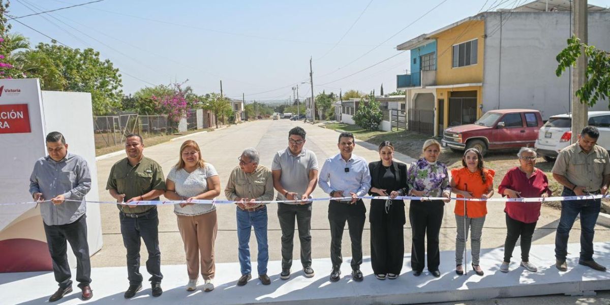 Inauguran calle de concreto hidráulico en la colonia Cuauhtémoc