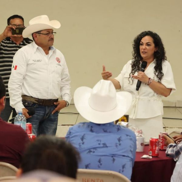 Campesinos de Matamoros son escuchados por la senadora Olga Sosa