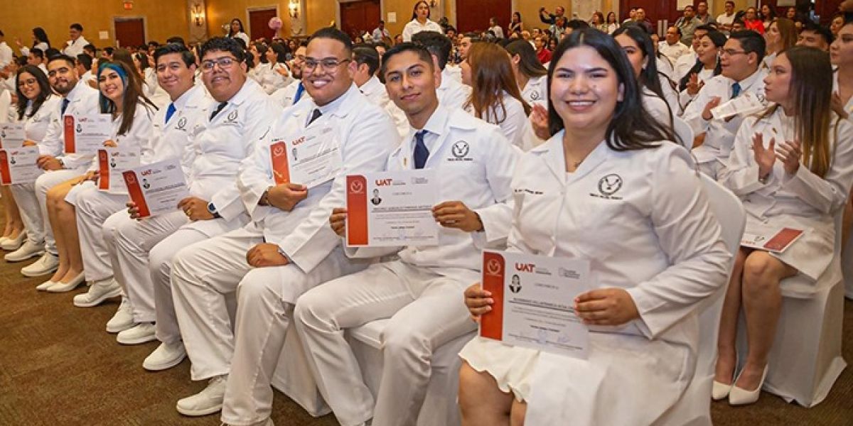 Impulsa la UAT nuevos profesionales de la salud; Rector