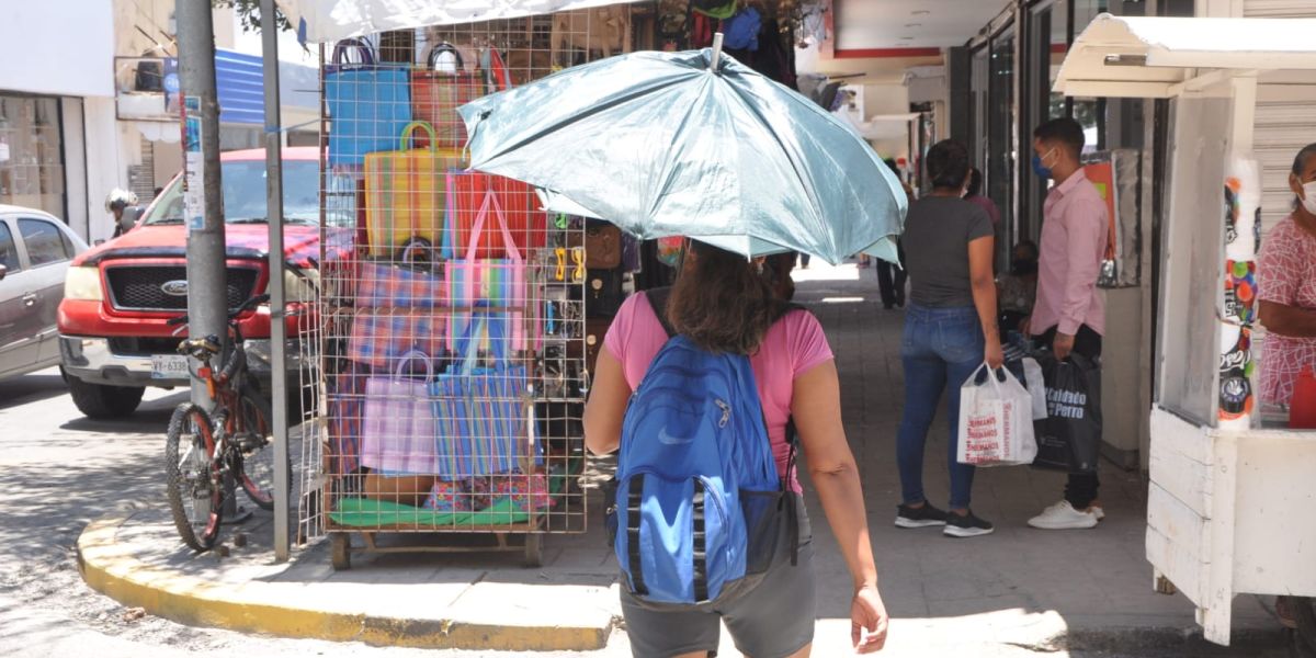 Por “Ola de Calor” Proteccion Civil pide estar hidratados para prevenir golpes de calor