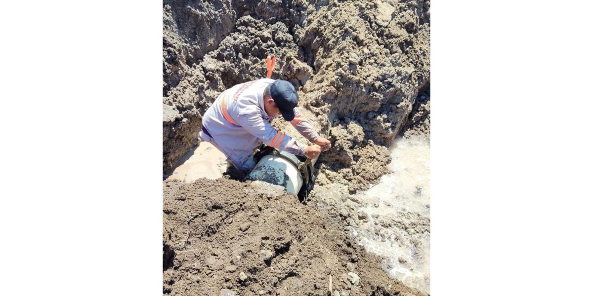 Repara COMAPA Altamira fugas de agua en fraccionamientos y en Avenida de la Industria