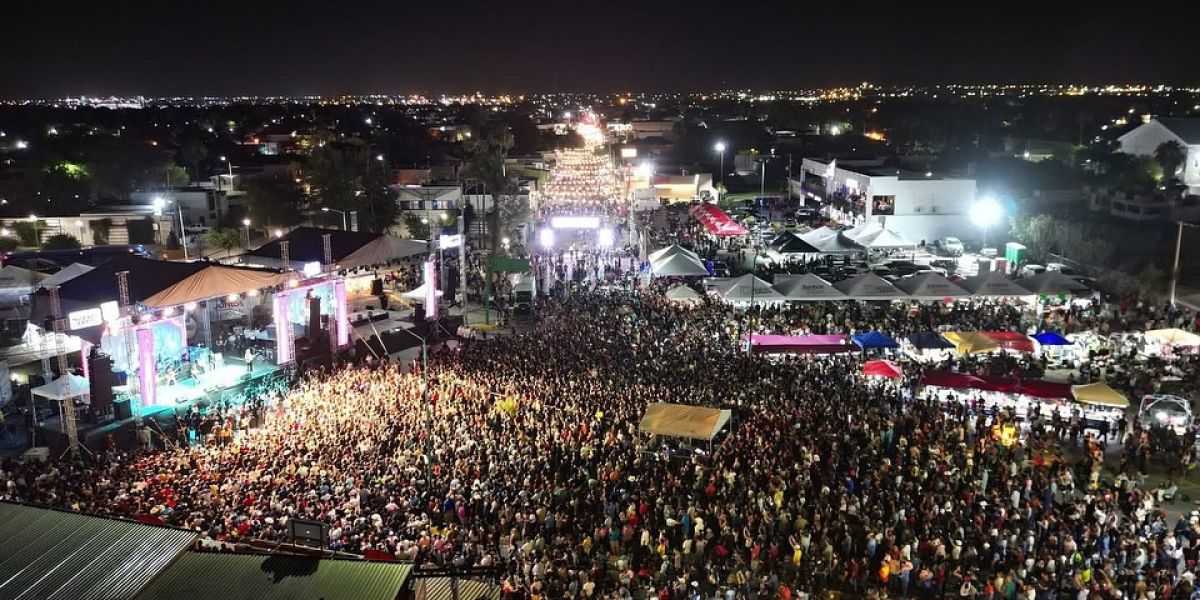 Neolaredenses celebran a lo grande su 177 aniversario con música, sabor y unión familiar