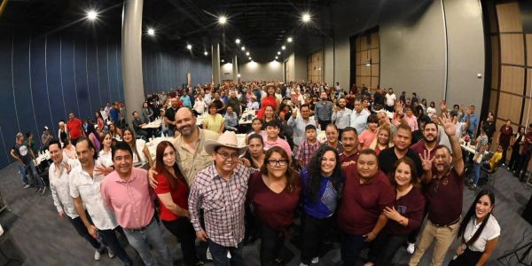 Senadora Olga Sosa reconoce a los papás de Reynosa