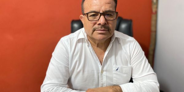 Tensiones comerciales entre México- EU y Canadá  detendría regularización de autos; ONAPAFA