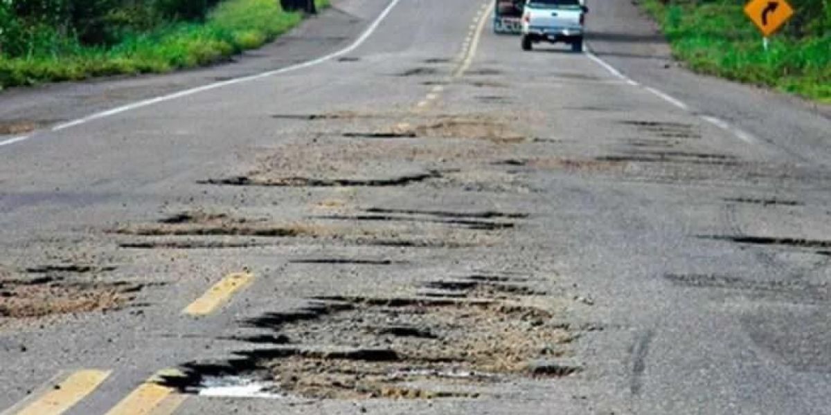 Reparan tramo carretero con inversión federal; estiman obra en 25 millones de pesos