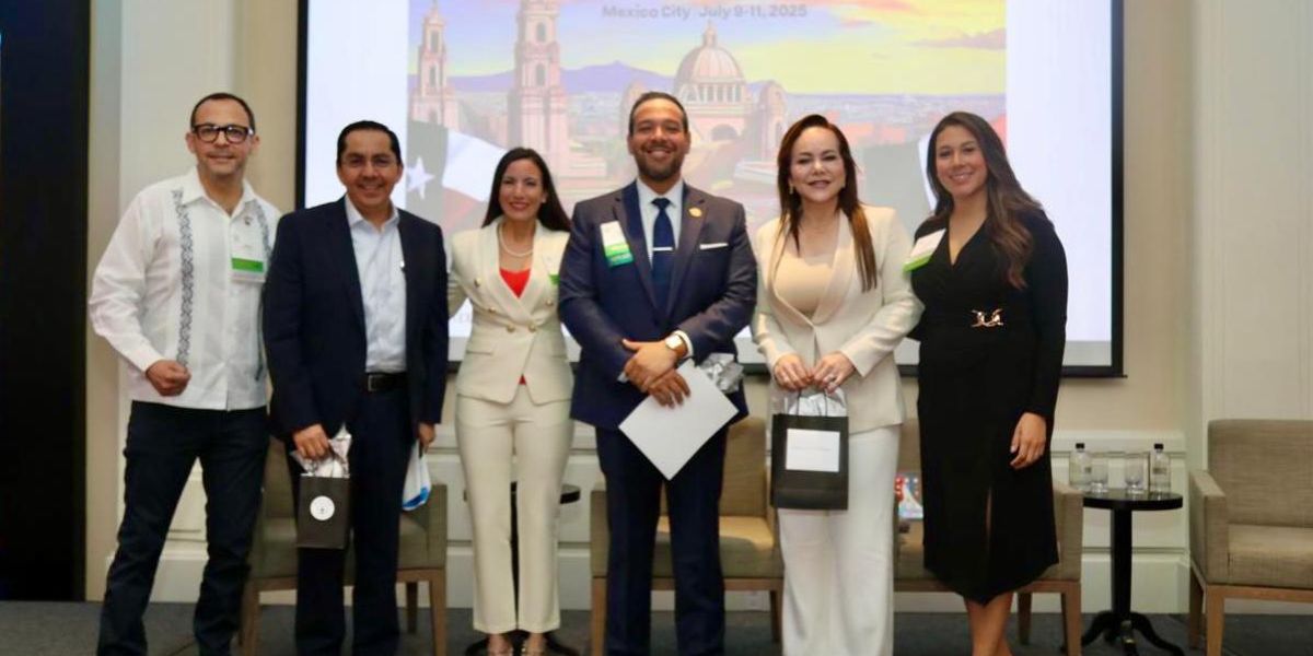 Alcaldesa Carmen Lilia Canturosas destaca liderazgo de Nuevo Laredo en foro internacional encabezado por embajador de Estados Unidos en México