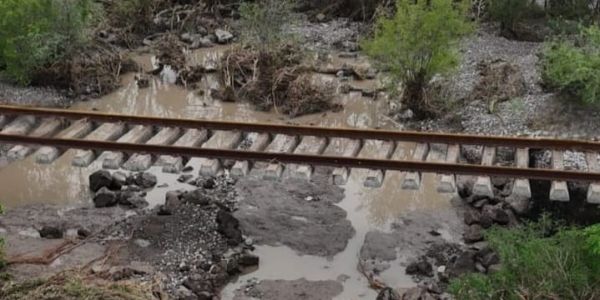 Avanza 65% la rehabilitación de vías férreas en González; tren de carga retomará operaciones la próxima semana