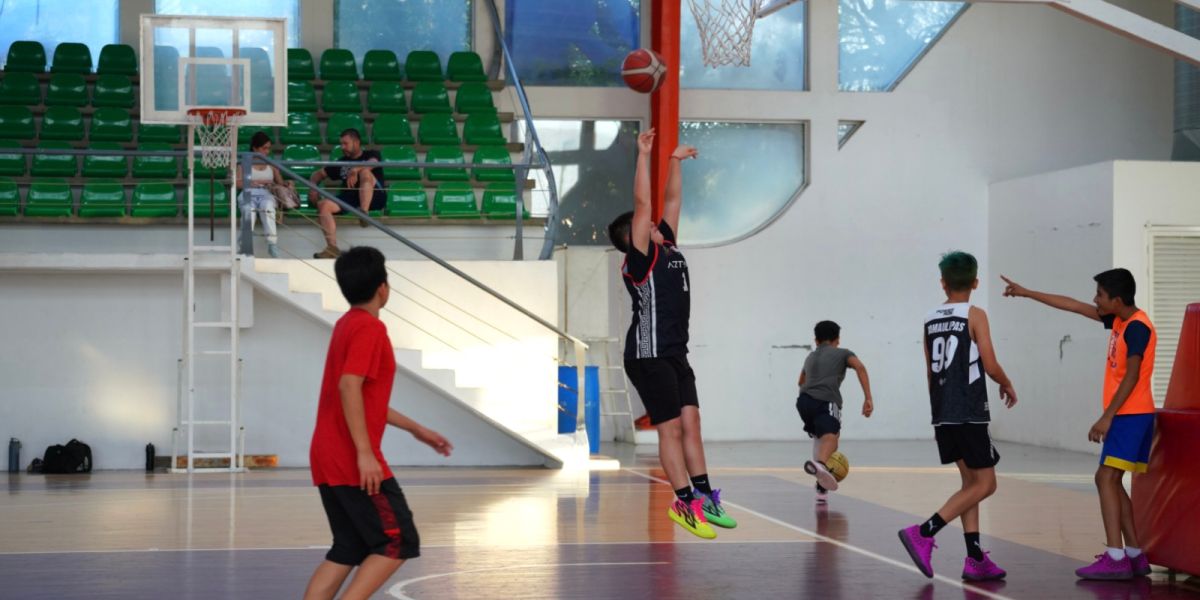 Abren inscripciones para el campamento de verano 2025 en la unidad deportiva Benito Juárez