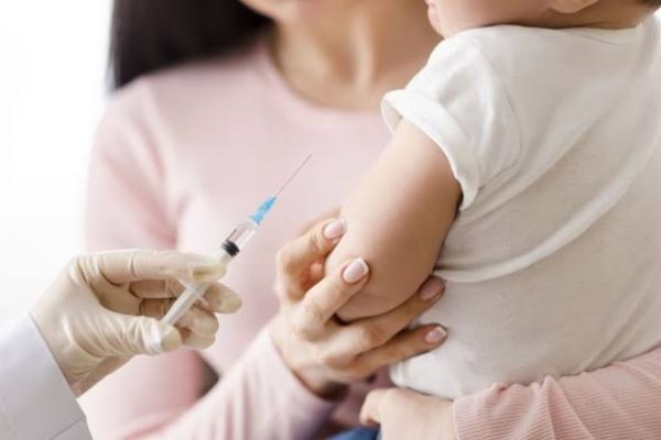Ocho de cada diez acciones en salud dependen de la gente”: Llaman a vacunar contra tosferina