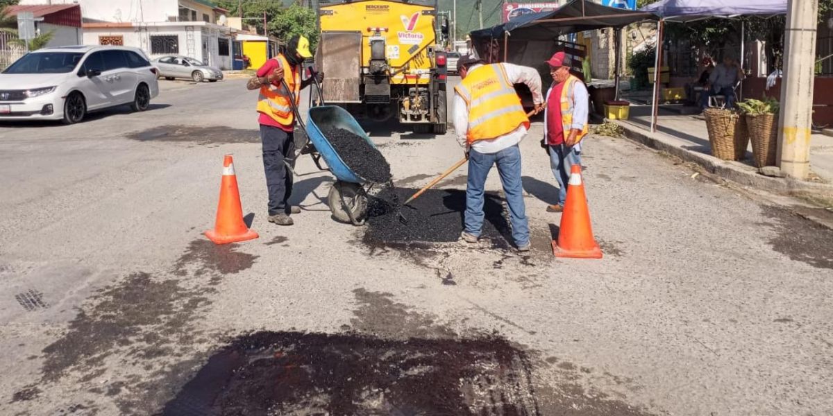 Llega programa de bacheo a más colonias de Victoria