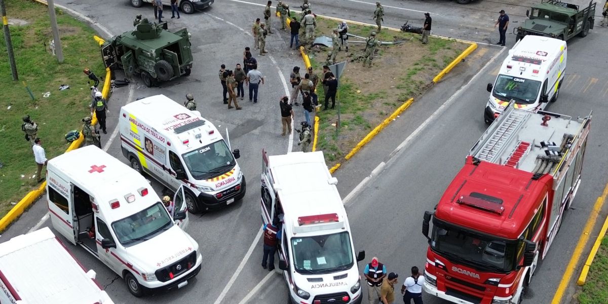 Militares, civiles y detenidos, entre los 14 heridos en choque de vehículo de la SEDENA