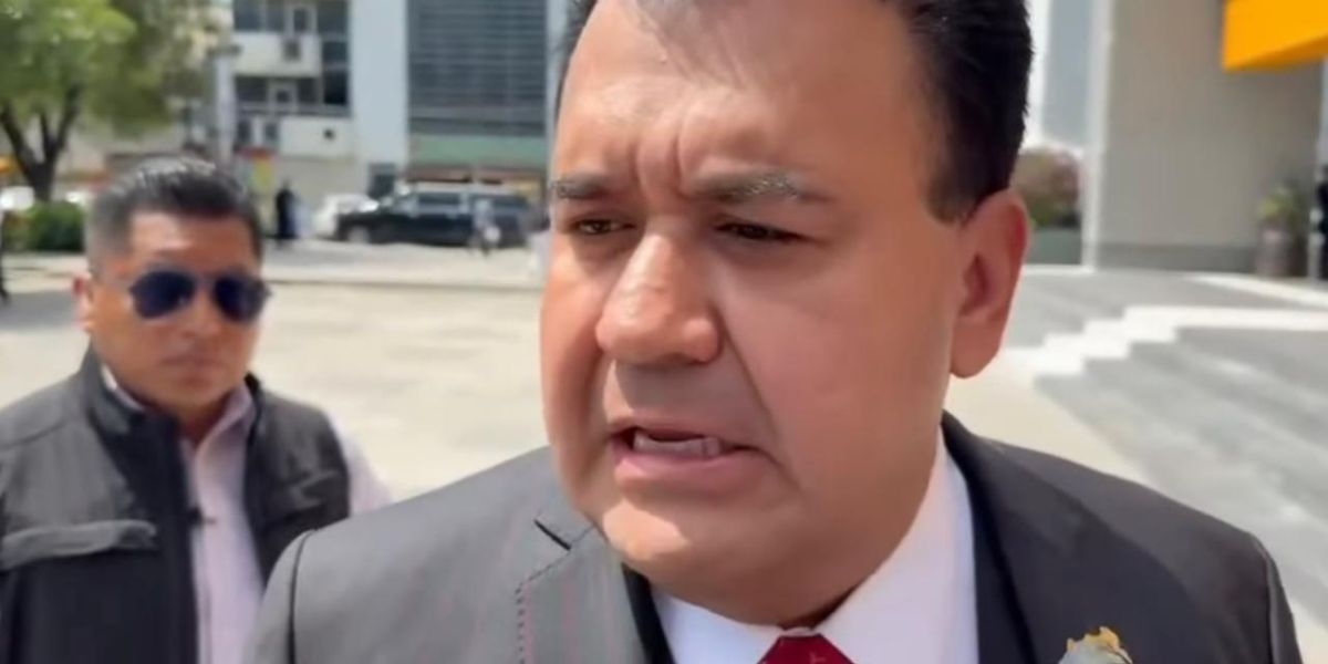 Prepara Irving Barrios su adiós a la Fiscalía estatal