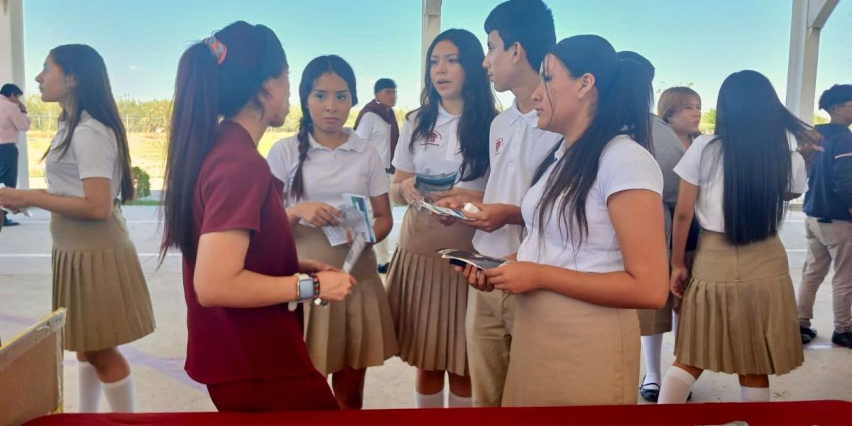 Gobierno municipal refuerza acciones permanentes contra el bullying y conductas de riesgo en jóvenes