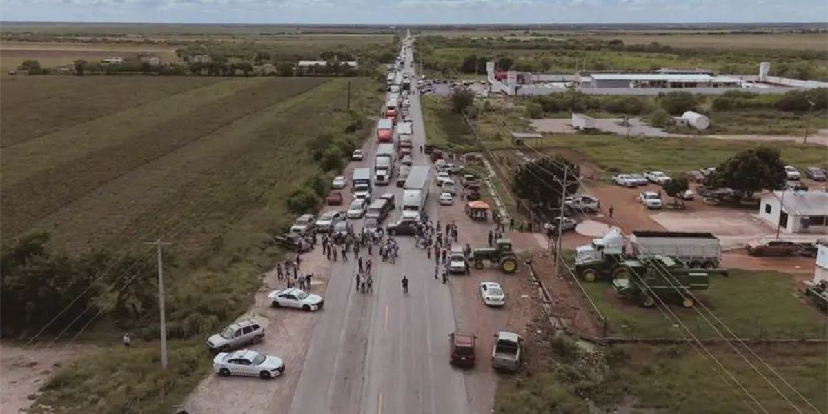 Liberan carretera Victoria–Matamoros tras diálogo entre autoridades y productores