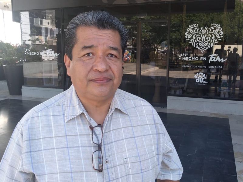 Padres de familia reprueban política educativa
