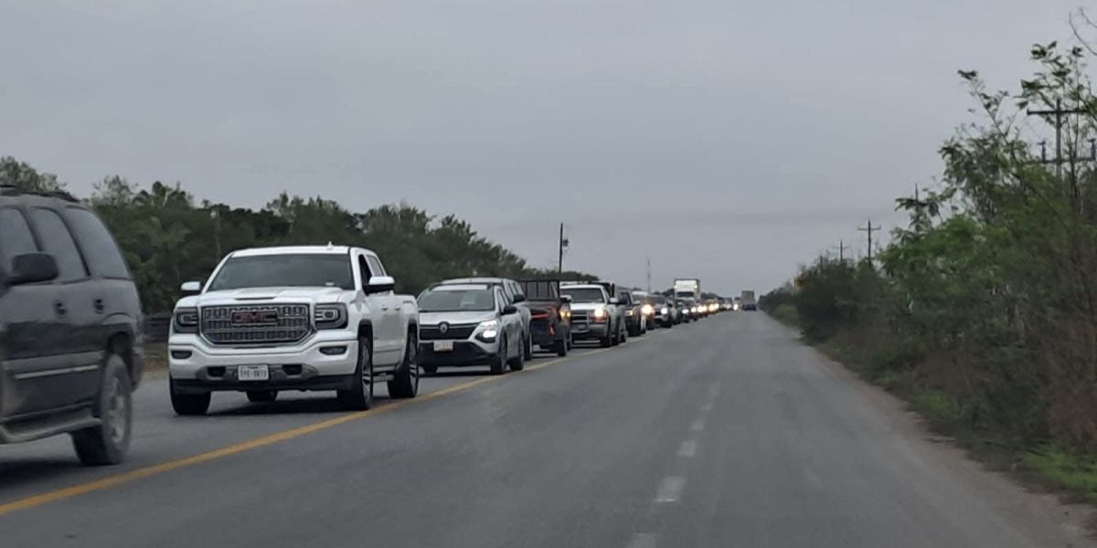 Retenes y obras frenan el avance de miles de viajeros