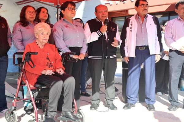 Sellan cápsula del tiempo en el Tec Victoria