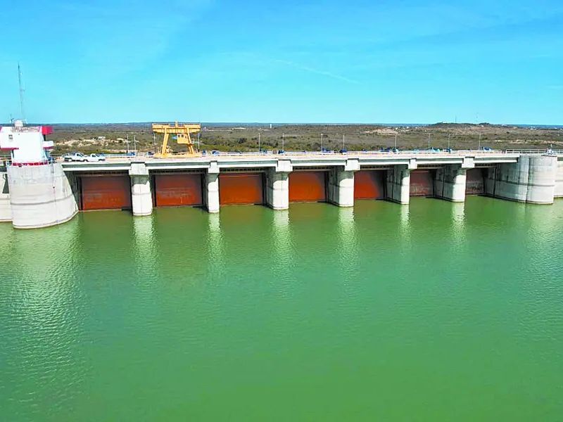 Trasvase desde El Cuchillo eleva riesgo en el río San Juan