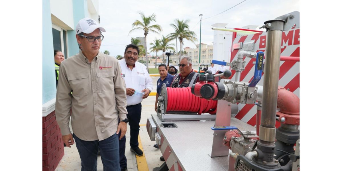 Erasmo González supervisa equipamiento de respuesta rápida para Protección Civil y Bomberos
