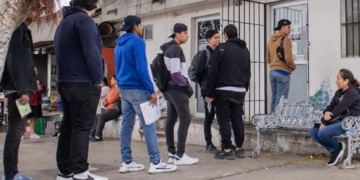 Convocan a entrega de fichas  para el Servicio Militar clase 2008