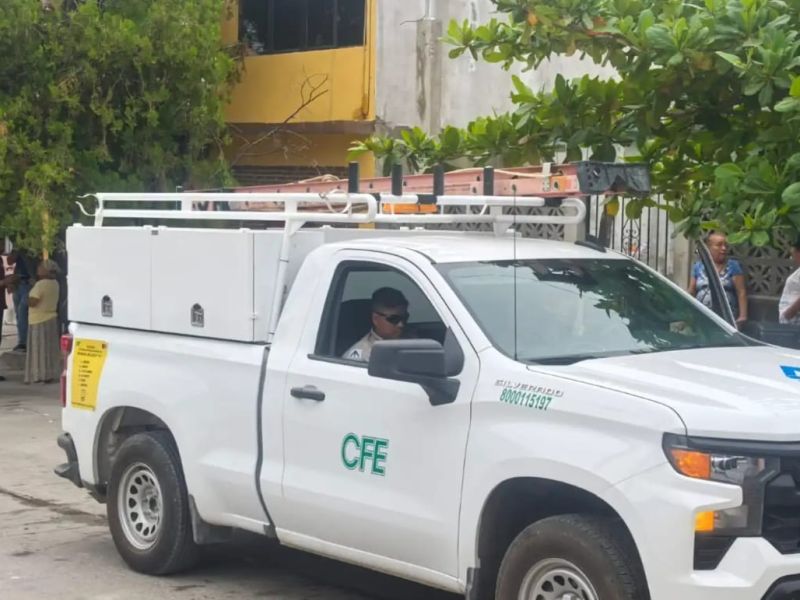Persisten cortes de CFE por más de 24 horas