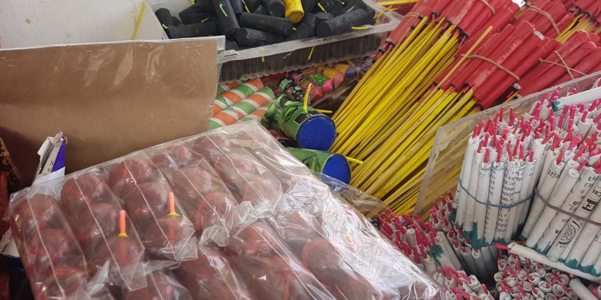 Sigue la vigilancia contra la venta clandestina de cohetes; van asegurados 58 kg