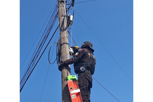 Continúan retirando cámaras urbanas “piratas” en Tamaulipas