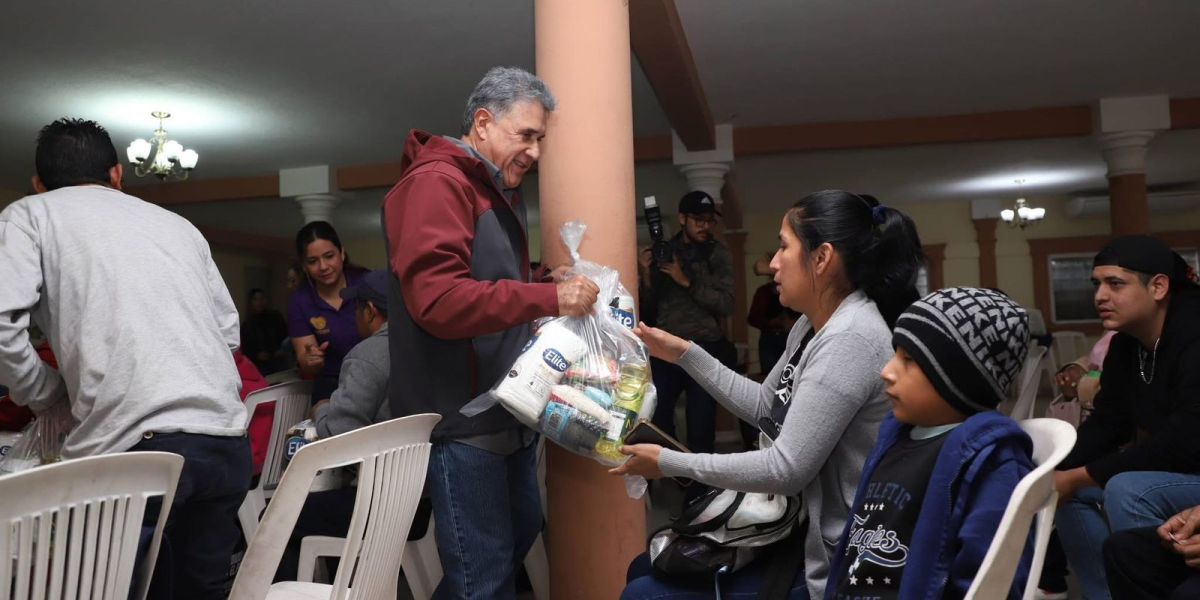 Benefician Gobierno Municipal y DIF Altamira a sector trabajador con despensas