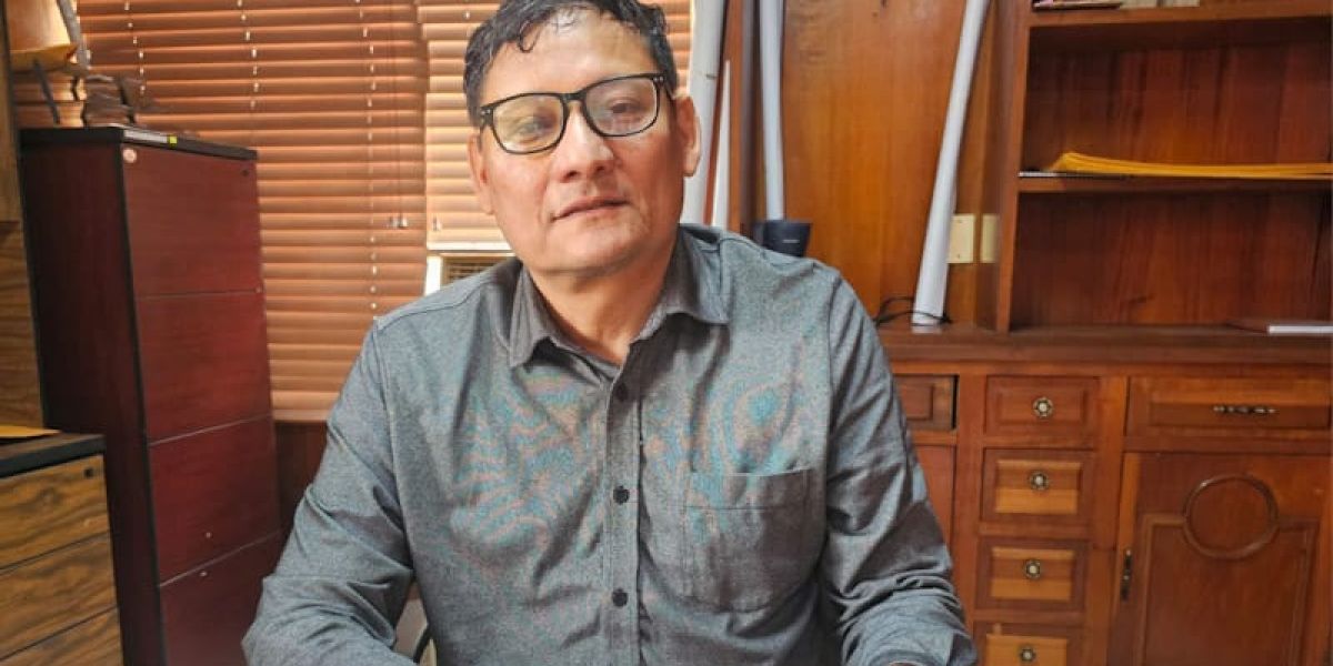 CREDE capacita a su personal para mejorar la atención educativa