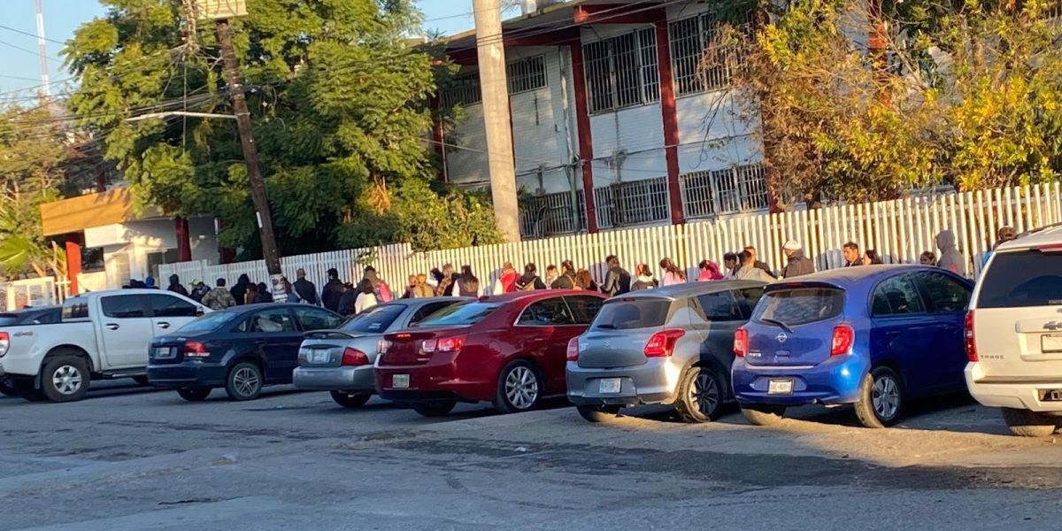 Preferencia por turnos matutinos satura  inscripciones; vespertinos aún tienen cupo