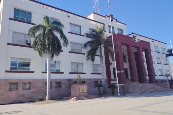 Responden a críticas por descuentos a trabajadores del Estado