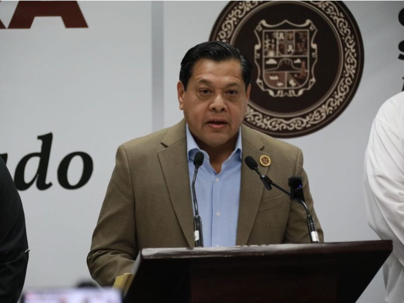 Van por libertad sindical para trabajadores del Estado