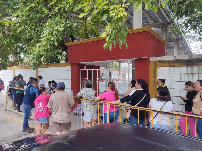 Primaria ‘Emilio Caballero’ cierra de nuevo; ahora por falta de maestro