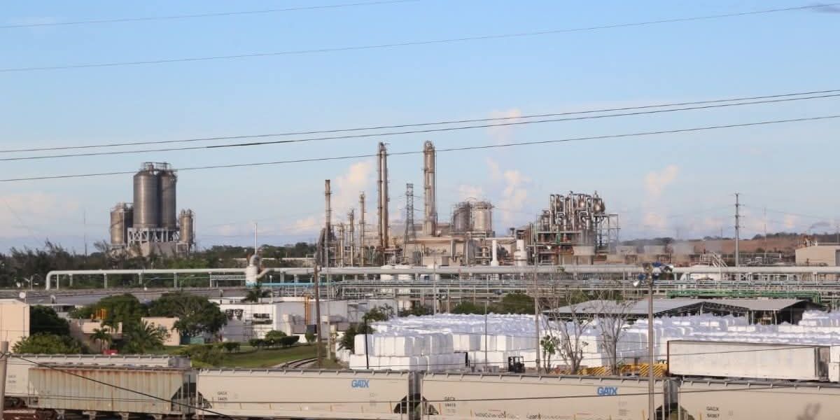 Industria petroquímica opera solo al 60% por falta de inversión