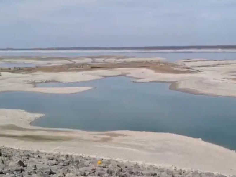 Presas al borde del colapso