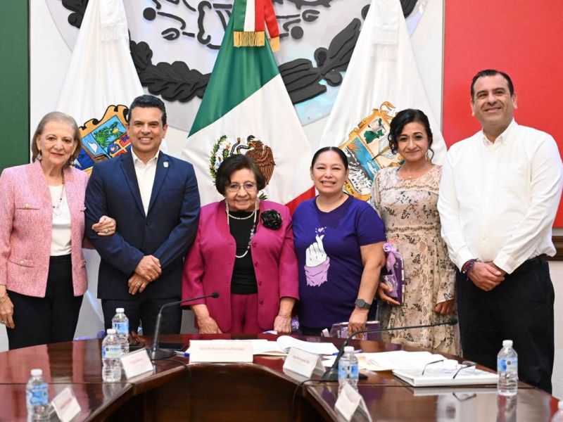 Con su fuerza y capacidad, las mujeres transforman a Victoria: Lalo Gattás