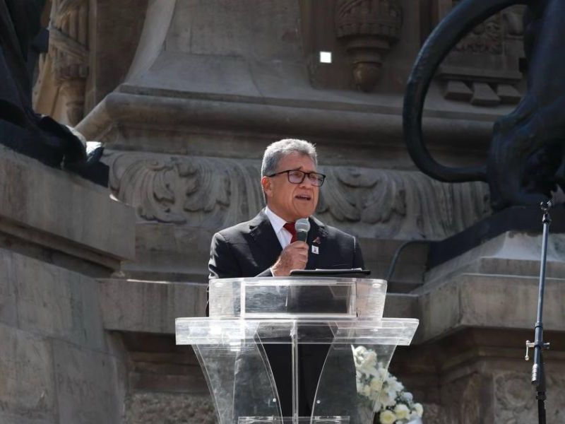 Se mantiene Armando Martínez entre los mejores alcaldes del país