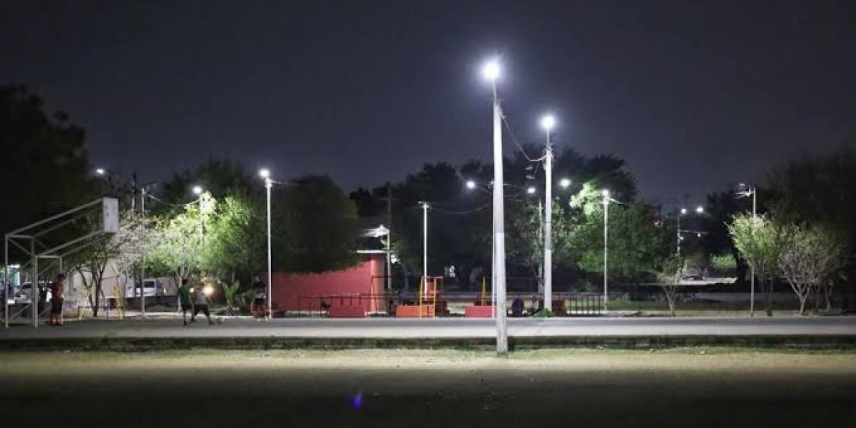 Municipios podrían estar pagando de más por alumbrado público a CFE